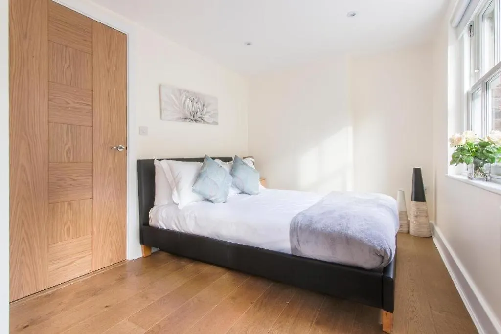 Heart Of London Apartment 0*,  United Kingdom