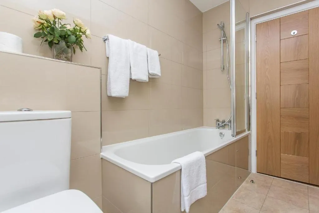 Heart Of London Apartment